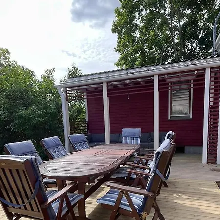 12 People, 4 Bedrooms, Close To The Center With A Large Deck Apartamento