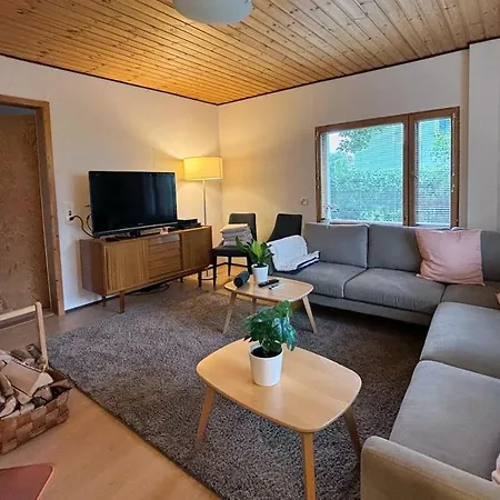12 People, 4 Bedrooms, Close To The Center With A Large Deck Apartamento Tampere