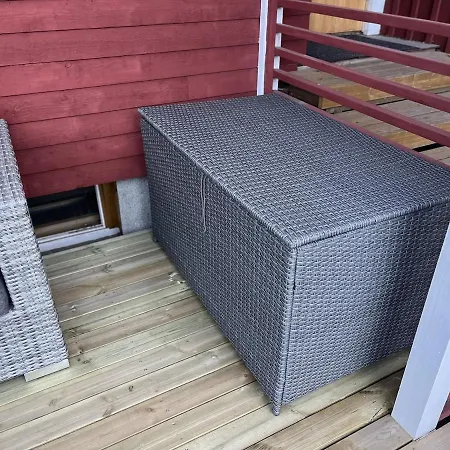 12 People, 4 Bedrooms, Close To The Center With A Large Deck Tampere